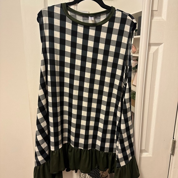 Size 2x top bundle - Picture 3 of 3